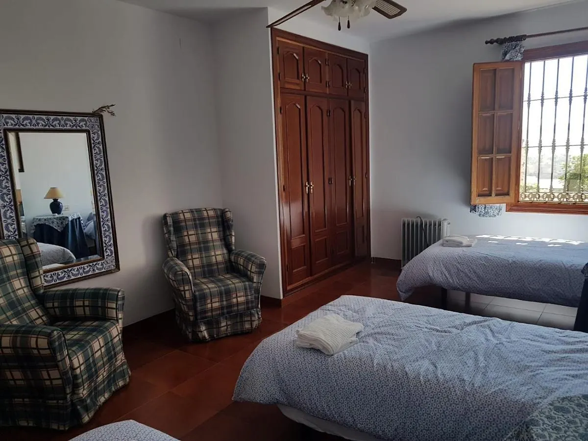 Axarquia, Malaga. Casa Lucia En El Pueblo De Periana Villa