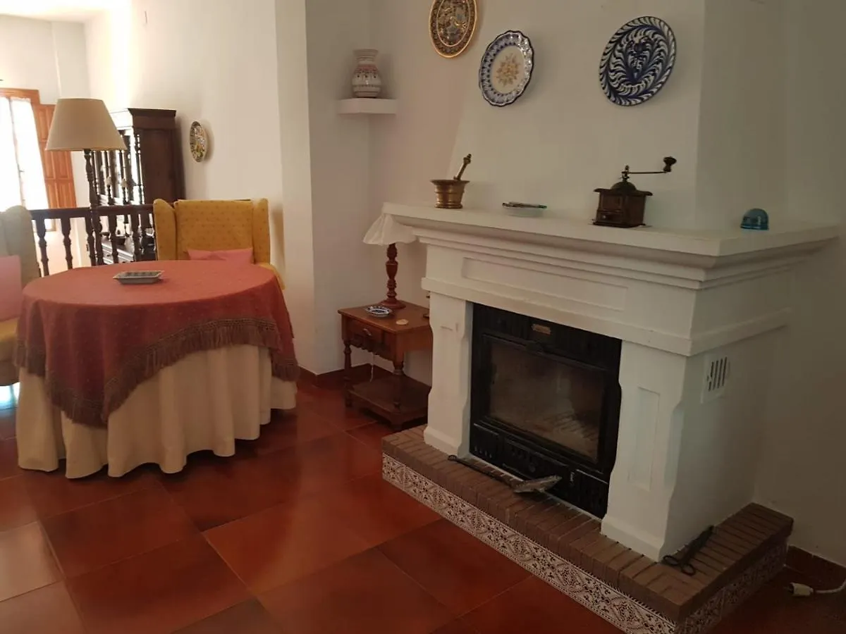 Axarquía, Málaga. Casa Lucía en el Pueblo de Periana Villa